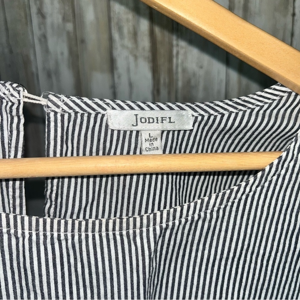 Jodifl Stripe Embroidered Sleeve Tunic - Picture 4 of 4